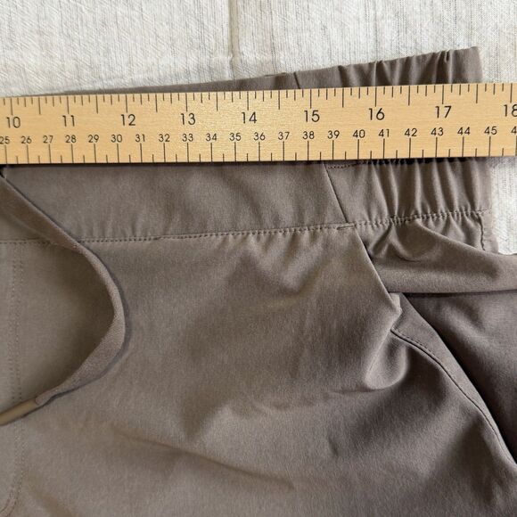 All in Motion Women's Active Cargo Joggers Size Large Beige - Picture 13 of 16